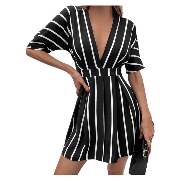 SHEIN Dresses & Skirts - NWOT Striped Dropped V Neck Fold Pleated Dress